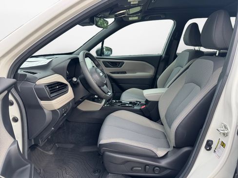 Used 2026 Subaru Forester Premium AWD/4WD image 11