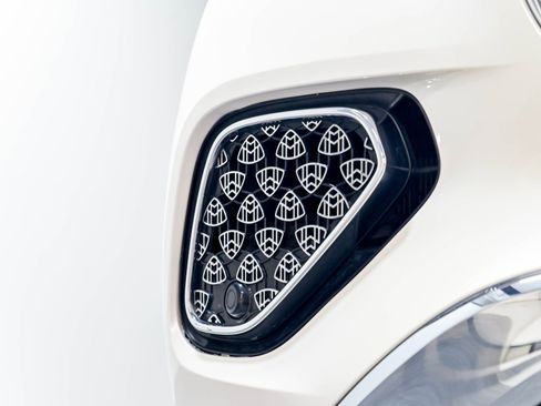 Used 2024 Mercedes-Benz Maybach GLS 600 4MATIC image 58