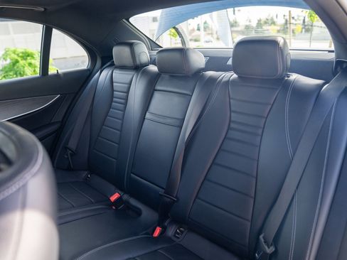 Used 2021 Mercedes-Benz E 450 4MATIC Sedan image 22
