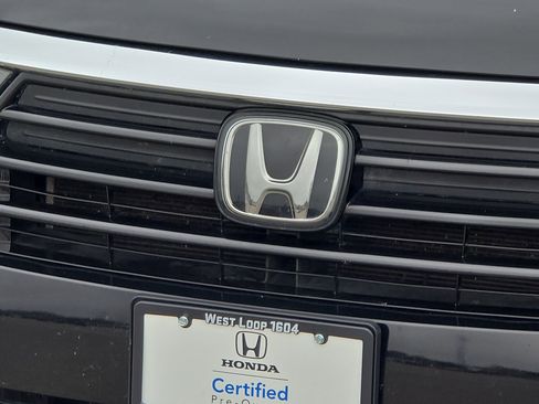 Certified 2024 Honda Odyssey EX-L image 12