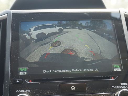Used 2023 Subaru Forester Limited AWD/4WD image 26