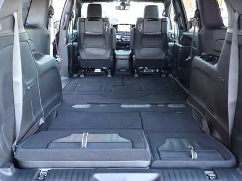 New 2026 Chrysler Pacifica Limited FWD image 42