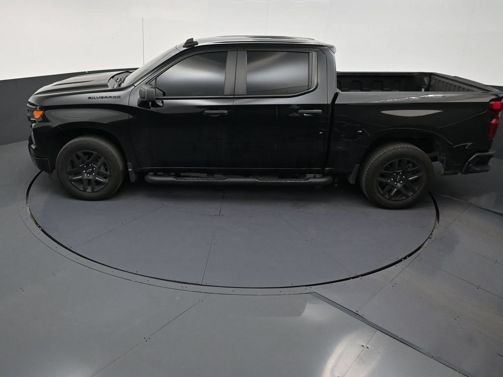 Used 2024 Chevrolet Silverado 1500 Custom w/ Turbomax Blackout Package RWD image 13