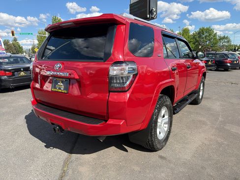 Used 2014 Toyota 4Runner SR5 AWD/4WD image 7