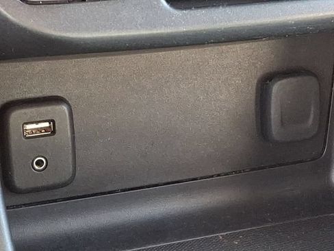 Used 2018 Chevrolet Colorado ZR2 AWD/4WD image 19