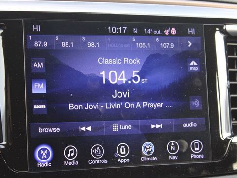 Used 2017 Chrysler Pacifica Touring-L Plus w/ Advanced Safetytec Group image 40