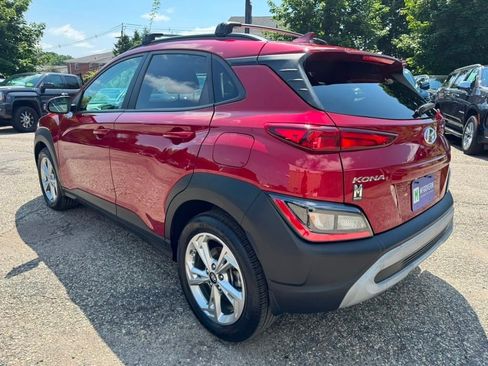 Certified 2023 Hyundai Kona SEL w/ Convenience Package AWD/4WD image 4