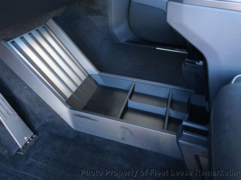 Used 2024 Tesla Cybertruck AWD Crew Cab image 48