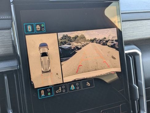 Used 2024 GMC Acadia Denali w/ Super Cruise Package image 23