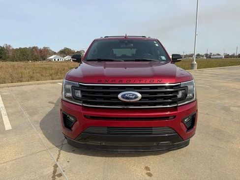 Used 2019 Ford Expedition Limited w/ Equipment Group 303A image 8