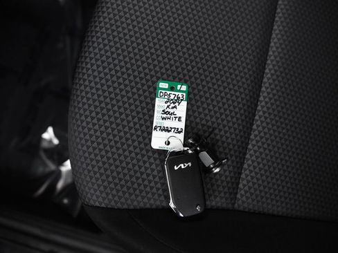Used 2024 Kia Soul LX w/ Option Group 015 image 25