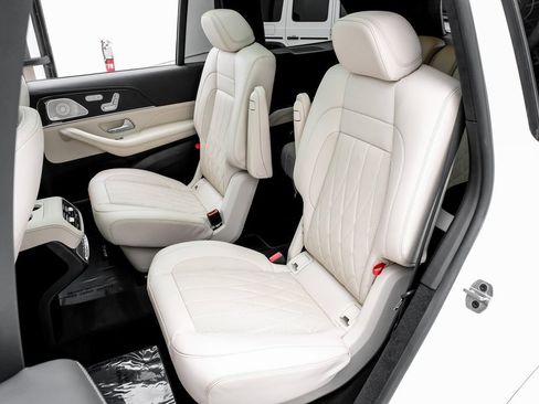 Used 2022 Mercedes-Benz GLS 63 AMG 4MATIC image 35