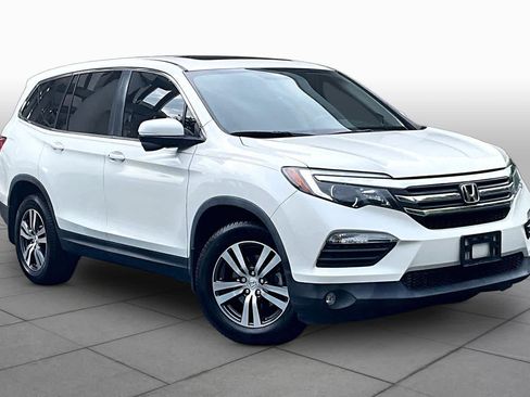 Used 2017 Honda Pilot EX-L image 3