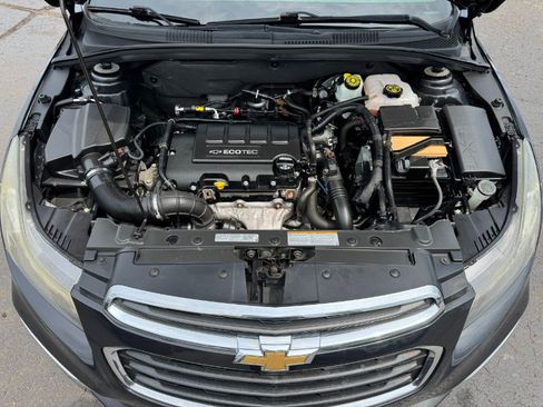 Used 2016 Chevrolet Cruze LT FWD image 23