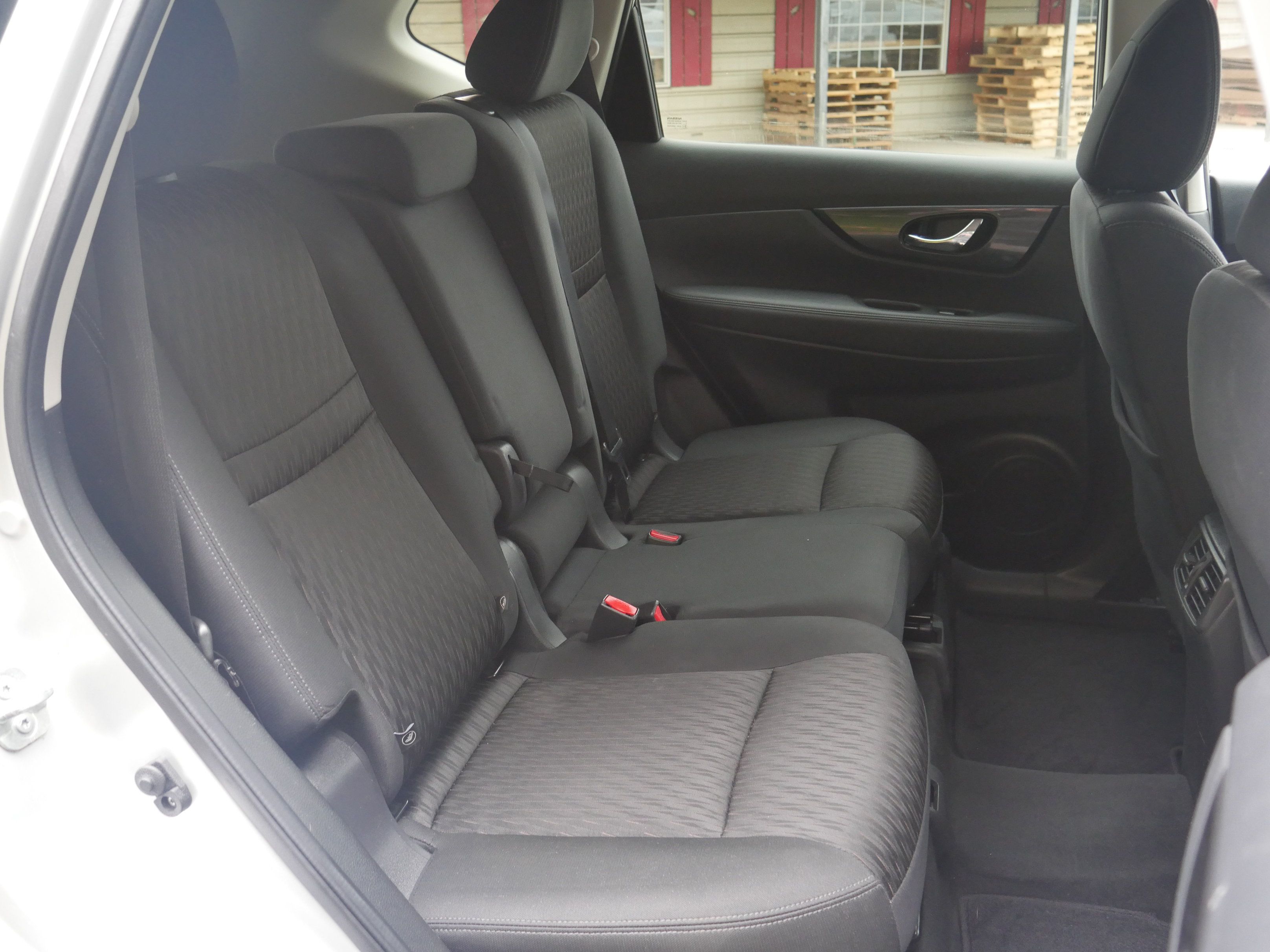 Used 2020 Nissan Rogue SV AWD/4WD image 22
