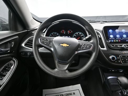Used 2023 Chevrolet Malibu LT FWD image 31