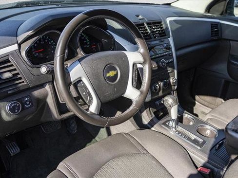 Used 2012 Chevrolet Traverse LT image 10