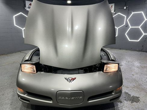 Used 2002 Chevrolet Corvette Coupe w/ Preferred Equipment Group2 RWD image 33