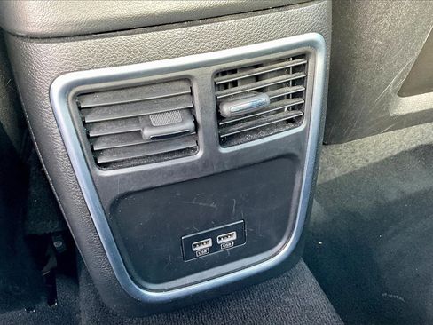 Certified 2022 Dodge Charger GT image 31