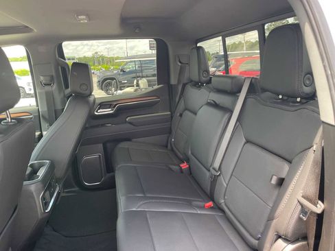 Used 2025 GMC Sierra 1500 Denali w/ Denali Reserve Package AWD/4WD image 21