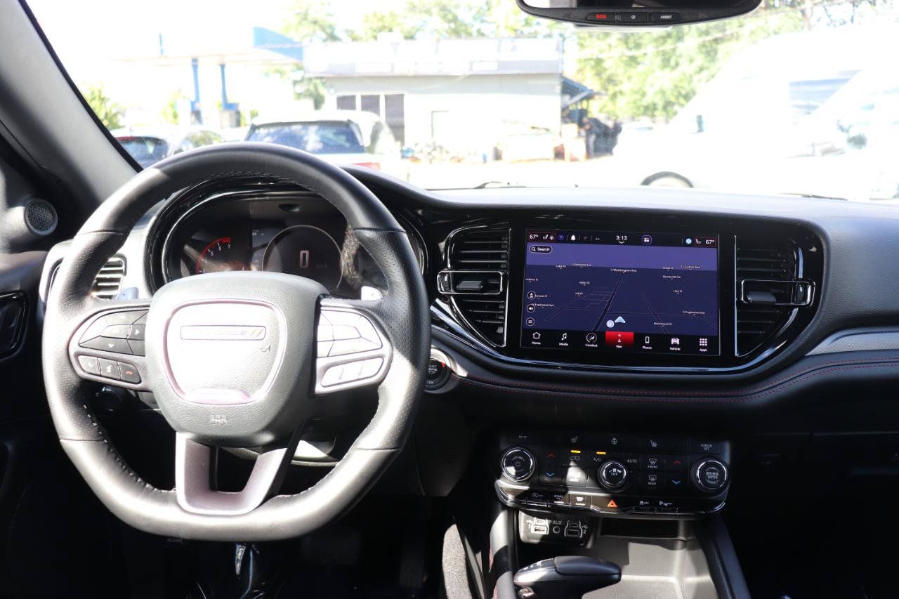 Used 2025 Dodge Durango GT AWD/4WD image 19