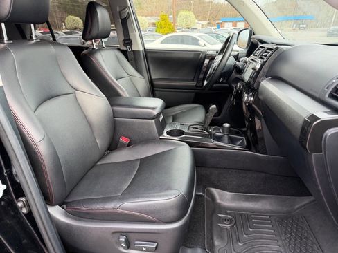 Used 2015 Toyota 4Runner TRD Pro image 21