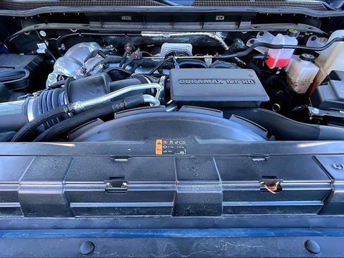 Used 2025 Chevrolet Silverado 2500 LT w/ Convenience Package image 29