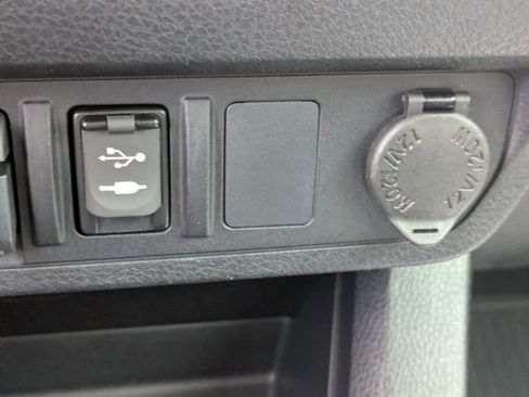 Used 2019 Toyota Tacoma SR5 image 22