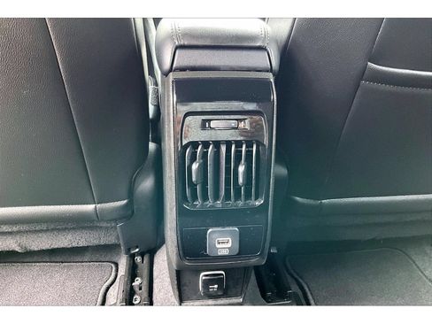 Certified 2026 Jeep Compass Limited AWD/4WD image 33