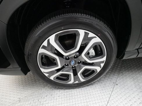 Certified 2025 Subaru Ascent Touring image 28