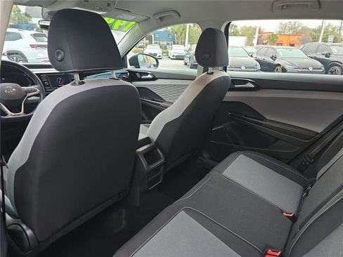 Used 2024 Volkswagen Taos S image 11