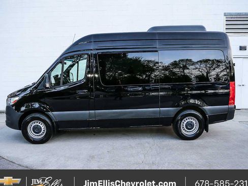 Used 2024 Mercedes-Benz Sprinter 2500 image 21