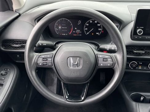 Used 2023 Honda HR-V LX image 11