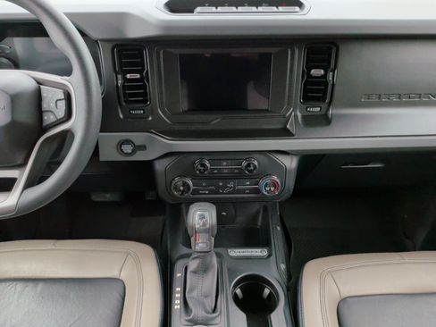 Used 2022 Ford Bronco 4-Door w/ Sasquatch Package image 33