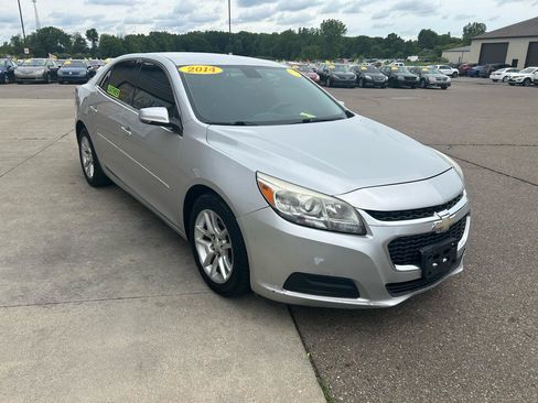 Used 2014 Chevrolet Malibu LT w/ Power Convenience Package FWD image 3