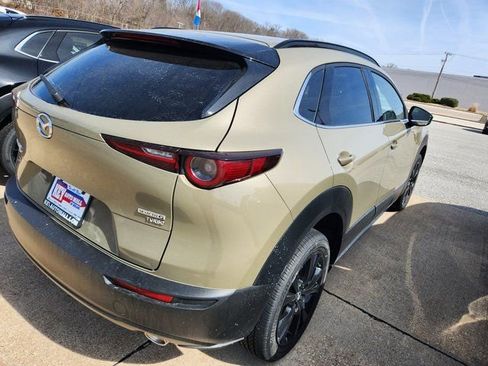 New 2025 MAZDA CX-30 Carbon image 3