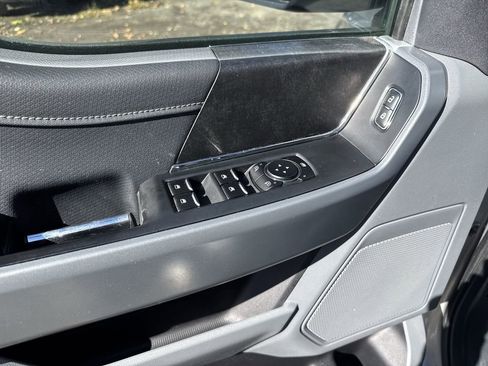 Certified 2022 Ford F150 XLT w/ Equipment Group 302A High image 13