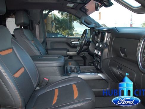 Used 2021 GMC Sierra 1500 AT4 w/ AT4 Value Package AWD/4WD image 16