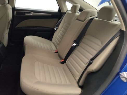 Used 2018 Ford Fusion S image 18