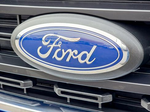 Used 2023 Ford F150 XLT w/ Trailer Tow Package image 3