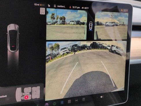 Used 2025 Tesla Model Y Long Range image 17