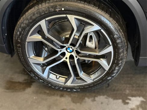 New 2026 BMW X5 xDrive40i w/ Climate Comfort Package image 15