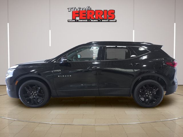 Used 2019 Chevrolet Blazer LT AWD/4WD image 2