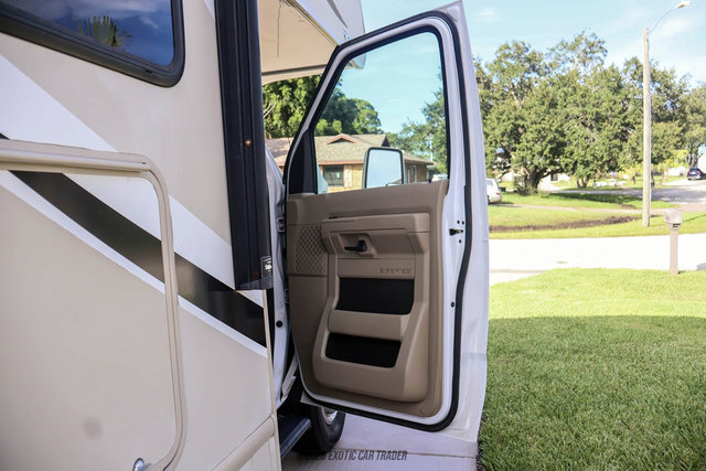 Used 2017 Ford E-450 and Econoline 450 Super Duty w/ Motorhome Prep Package RWD image 25