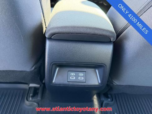 Used 2025 Toyota Corolla LE image 18