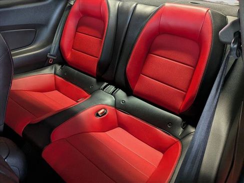 Used 2022 Ford Mustang GT Premium w/ GT Performance Package RWD image 18