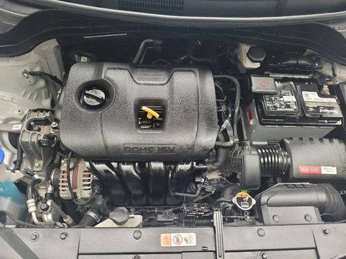 Used 2020 Kia Soul LX FWD image 30