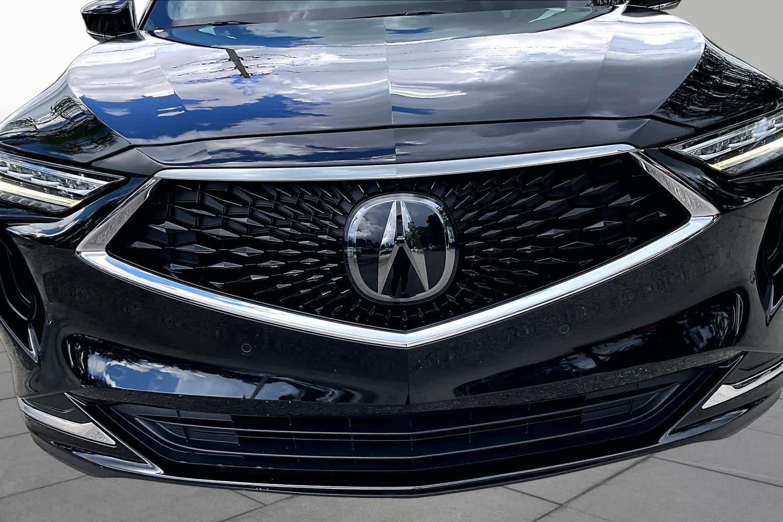 Used 2023 Acura MDX w/ Technology Package AWD/4WD image 30