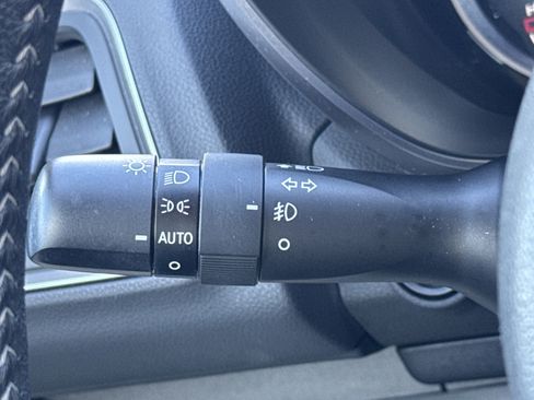 Used 2021 Subaru Ascent Limited image 22