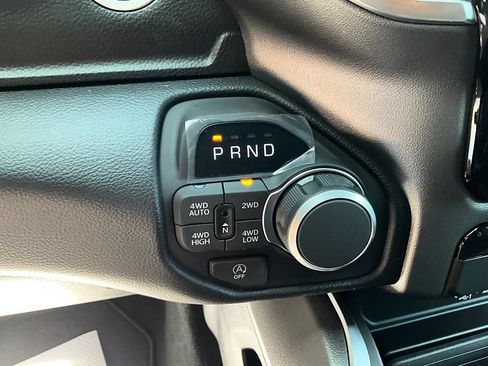 New 2026 RAM 1500 4x4 Crew Cab image 19